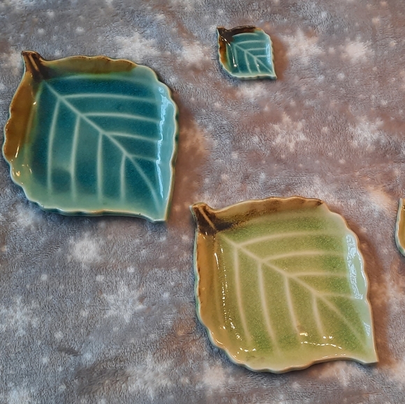 Sushi & Condiment plates - Picture 1 of 6